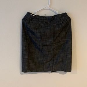 Grey skirt excellent condition